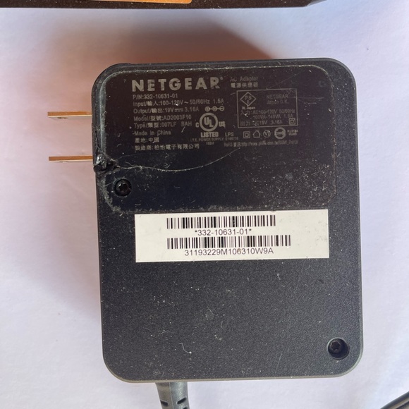 Netgear Nighthawk Black and Orange Router - Picture 4 of 5